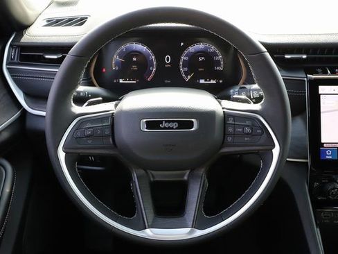 New 2025 Jeep Grand Cherokee L Limited AWD/4WD image 21