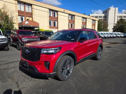 New 2025 Ford Explorer ST-Line w/ Premium Package