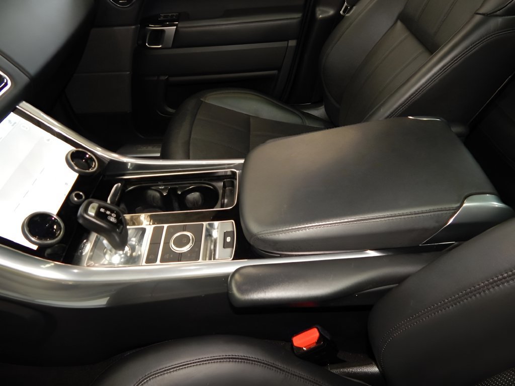 Used 2020 Land Rover Range Rover HSE AWD/4WD image 15