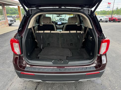 Used 2023 Ford Explorer XLT w/ Equipment Group 202A AWD/4WD image 6
