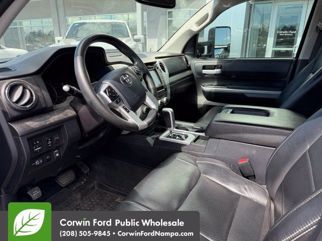 Used 2018 Toyota Tundra SR5 w/ TRD Off Road Package AWD/4WD image 9