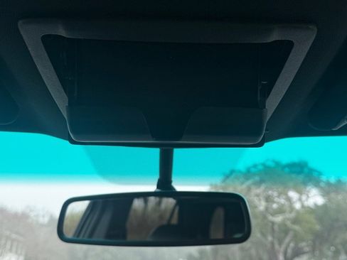 Used 2016 Ford Explorer XLT w/ Equipment Group 202A image 29