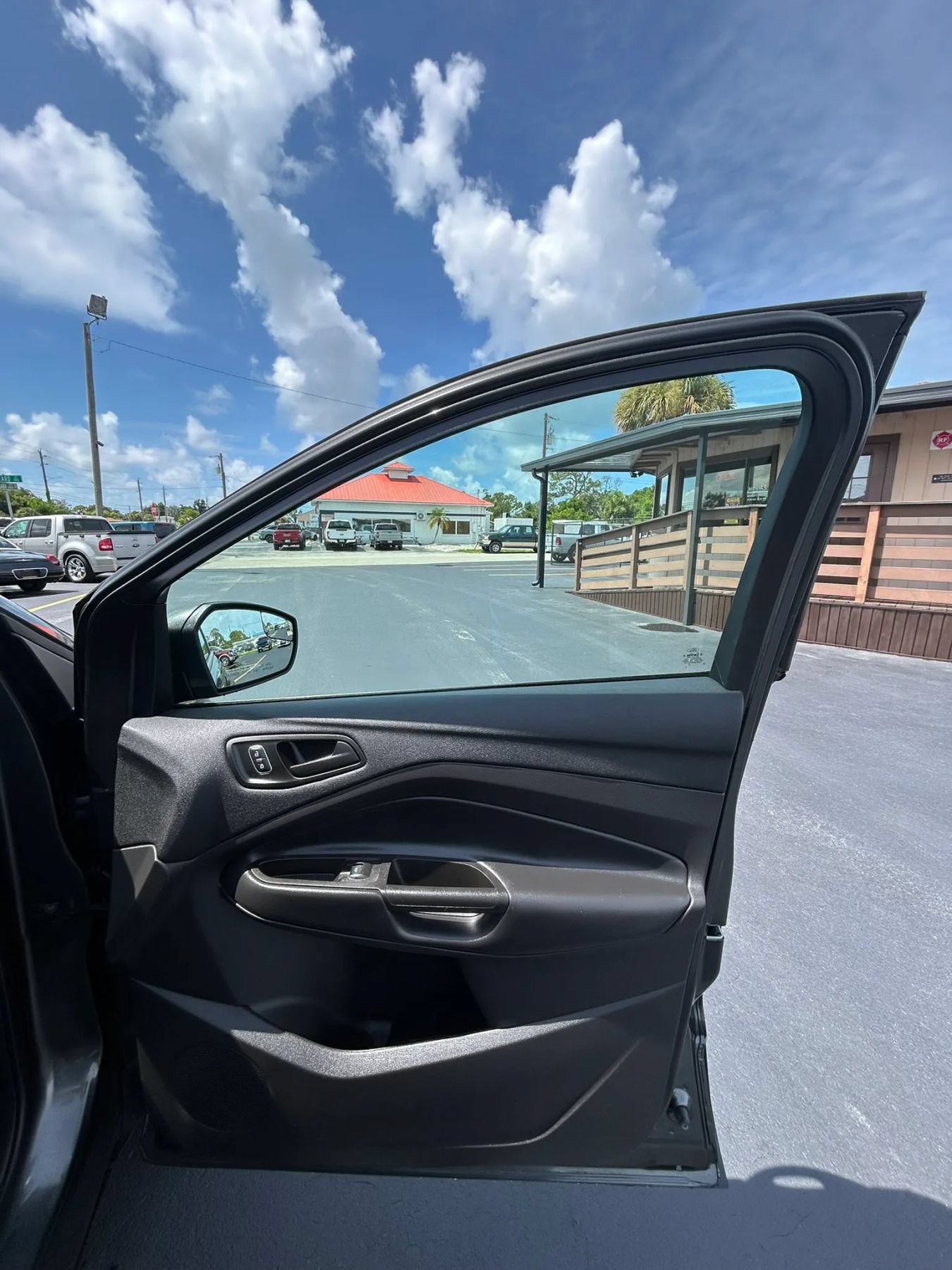 Used 2018 Ford Escape S FWD image 17