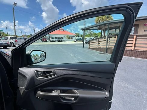 Used 2018 Ford Escape S FWD image 17
