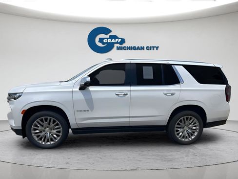 Used 2024 Chevrolet Tahoe Premier w/ Premium Package 2 AWD/4WD image 2