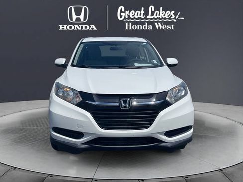 Used 2017 Honda HR-V LX image 8