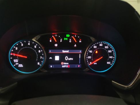 Used 2021 Chevrolet Equinox LT AWD/4WD image 23
