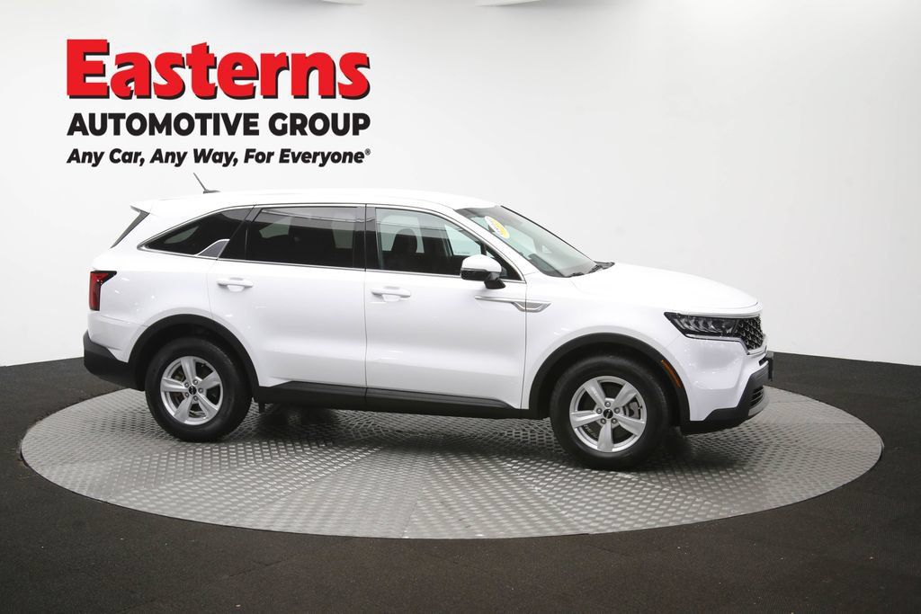 Used 2023 Kia Sorento LX FWD image 44