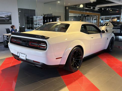 Used 2021 Dodge Challenger SRT Hellcat Redeye RWD image 7