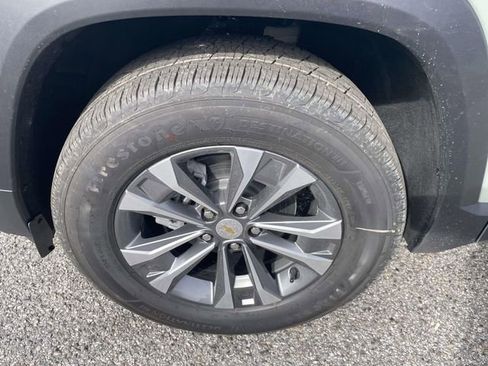 New 2026 Chevrolet Equinox LT w/ Safety and Technology Package image 9