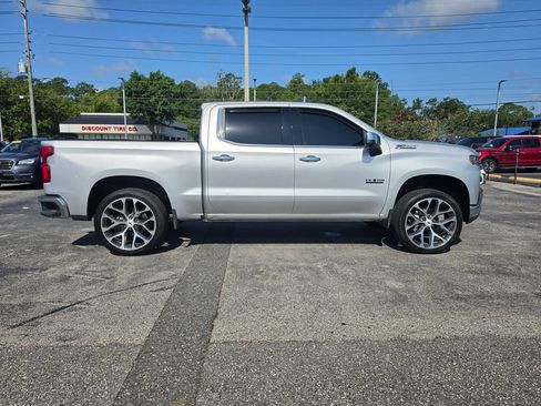 Used 2022 Chevrolet Silverado 1500 LTZ w/ LTZ Premium Texas Edition AWD/4WD image 9