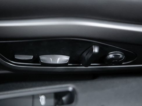 Certified 2021 Porsche 911 Carrera image 17