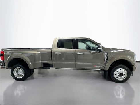 Used 2026 Ford F450 Platinum w/ Platinum Plus Package image 5