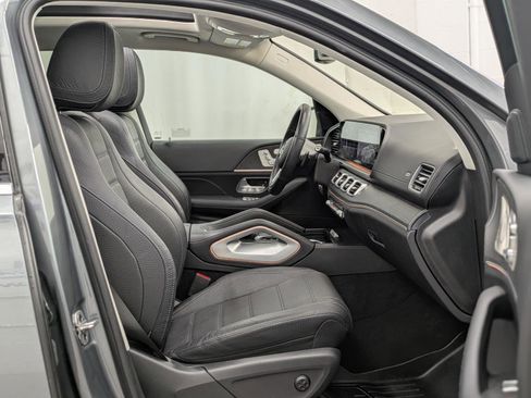 Used 2023 Mercedes-Benz GLS 450 4MATIC image 22