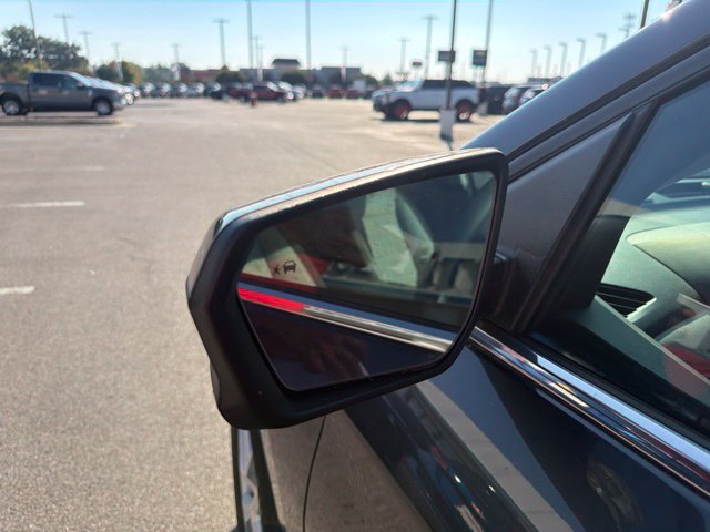 Used 2022 Chevrolet Equinox LT FWD image 13