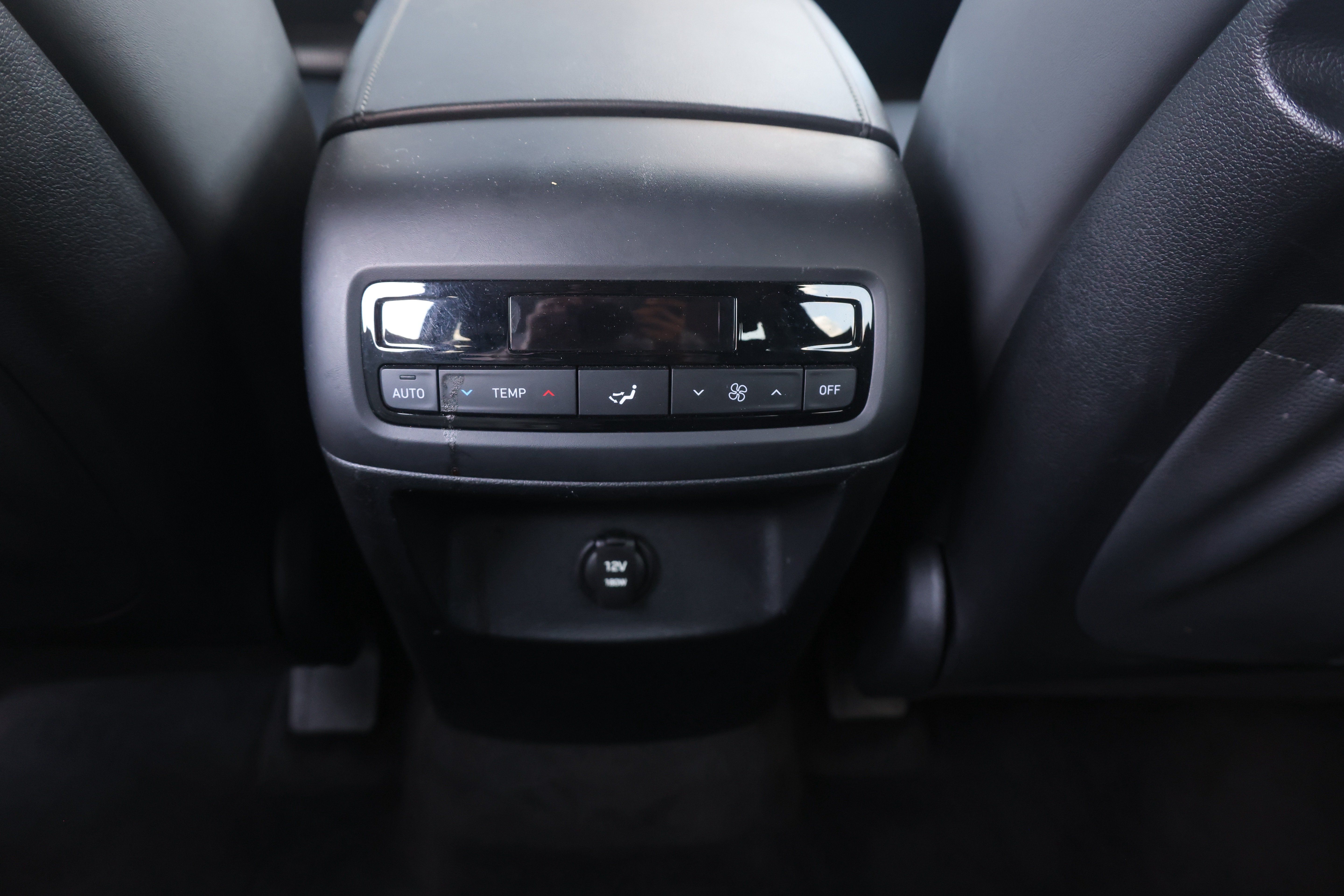 Used 2024 Hyundai Palisade SEL FWD image 16