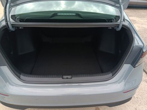 New 2025 Honda Accord SE image 32