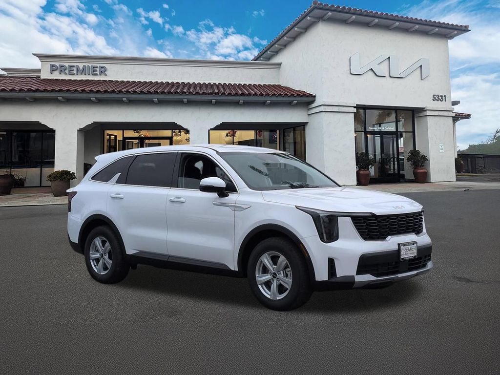 New 2026 Kia Sorento LX FWD image 2