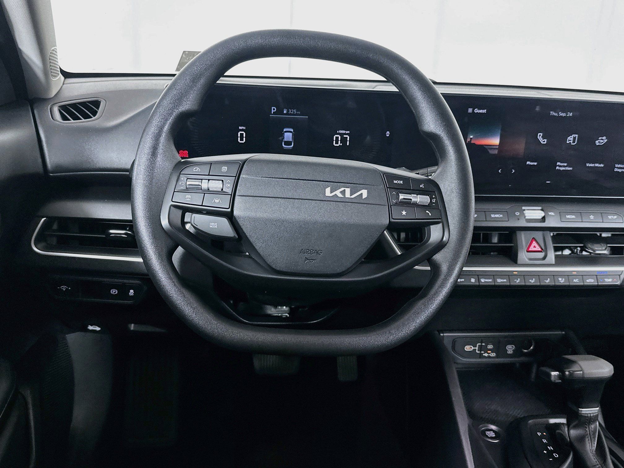 Used 2025 Kia K4 FWD image 18