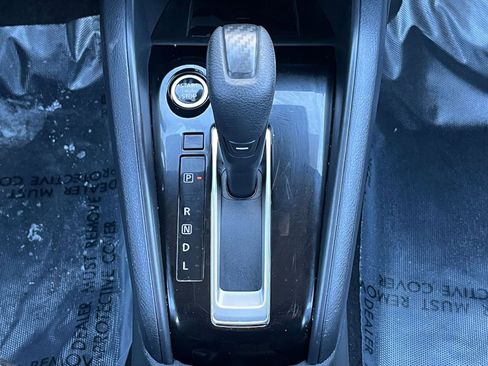 Used 2025 Nissan Versa SV image 37