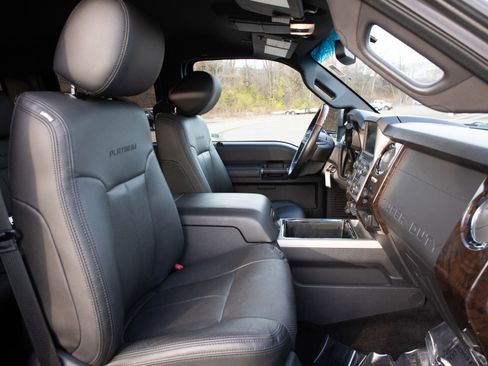 Used 2015 Ford F250 Platinum w/ Snow Plow Prep Package image 10