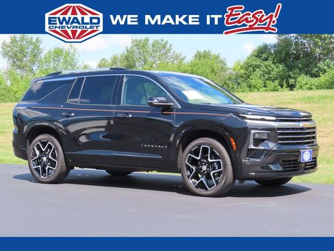 Certified 2025 Chevrolet Traverse High Country AWD/4WD image 1
