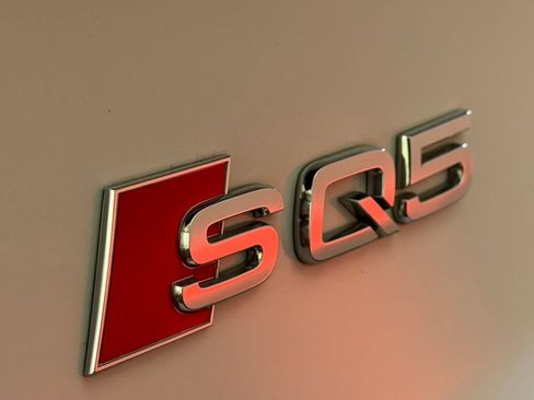 Certified 2024 Audi SQ5 Premium Plus AWD/4WD image 31