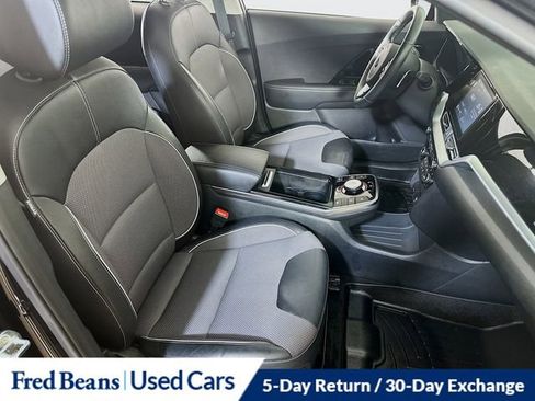 Used 2021 Kia Niro EX w/ Cold Weather Package image 13