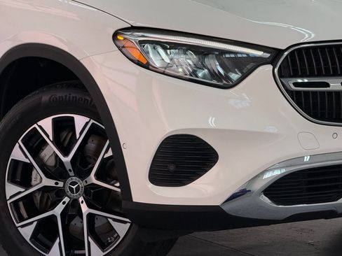 Certified 2025 Mercedes-Benz GLC 350e 4MATIC image 10