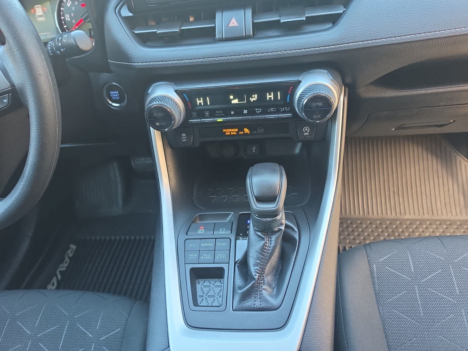 Used 2020 Toyota RAV4 XLE w/ All Weather Liner Package AWD/4WD image 16