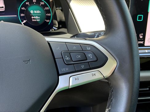 Used 2024 Volkswagen Atlas Peak Edition SEL image 19