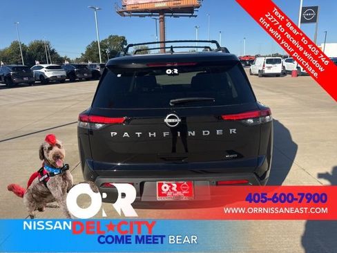 New 2025 Nissan Pathfinder SV image 4