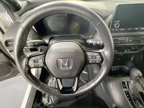 Used 2023 Honda HR-V Sport image 11