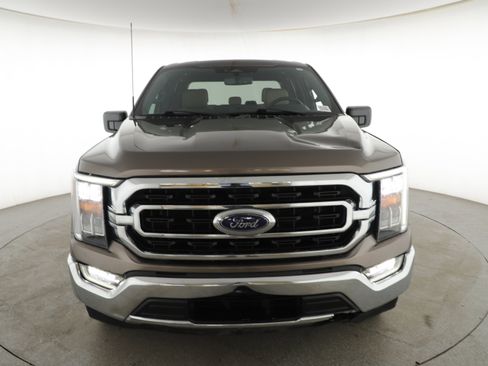 Certified 2022 Ford F150 XLT w/ Equipment Group 302A High image 2