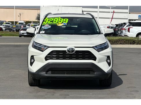 Certified 2022 Toyota RAV4 XLE Premium FWD image 9