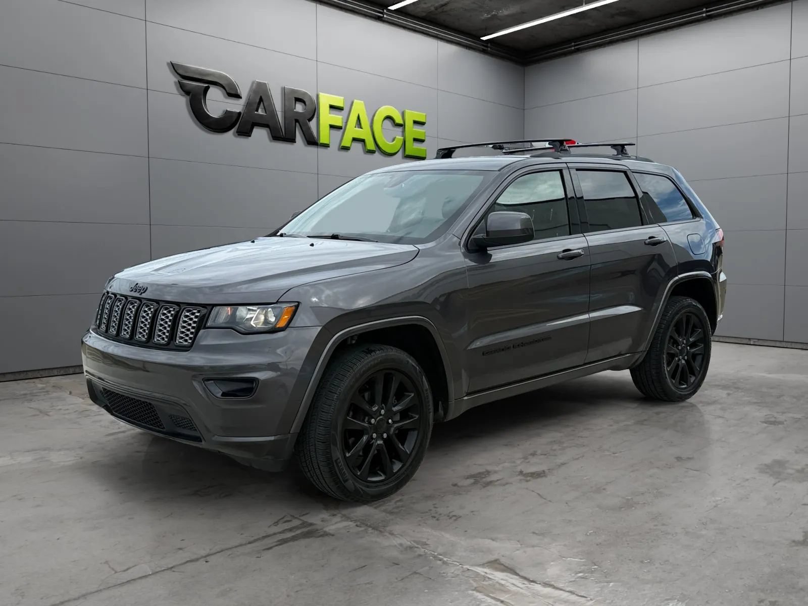 Used 2018 Jeep Grand Cherokee Altitude AWD/4WD image 5