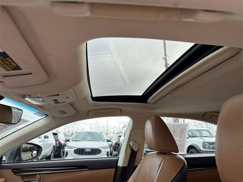 Used 2018 Lexus ES 350 image 19