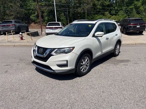 Used 2018 Nissan Rogue SV w/ Sun & Sound Touring Package FWD image 37