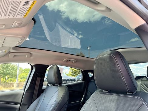 Used 2021 Ford Mustang Mach-E Premium image 19