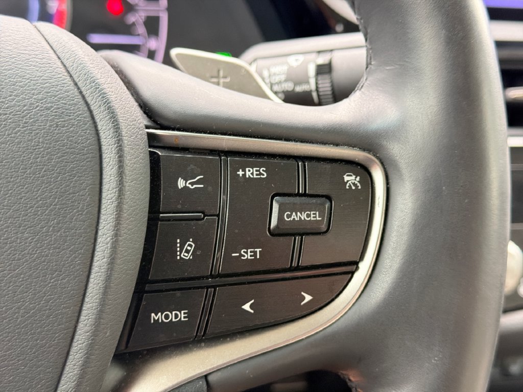 Used 2024 Lexus ES 350 Ultra Luxury w/ Accessory Package (Z2) FWD image 27