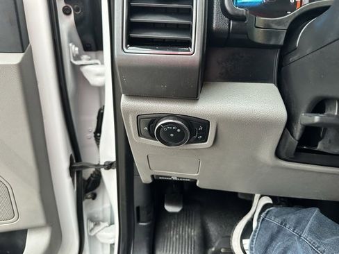 Used 2021 Ford F350 XLT image 12