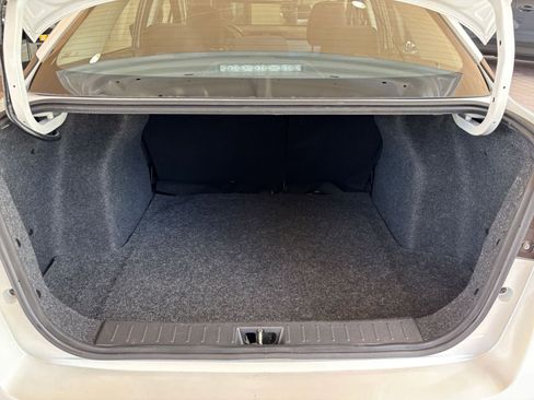 Used 2025 Nissan Versa SV FWD image 29