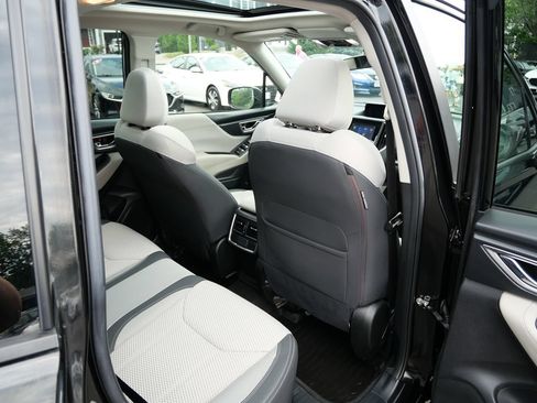 Used 2020 Subaru Forester Premium AWD/4WD image 29