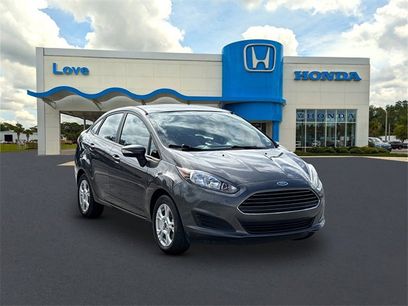 Used 2015 Ford Fiesta SE