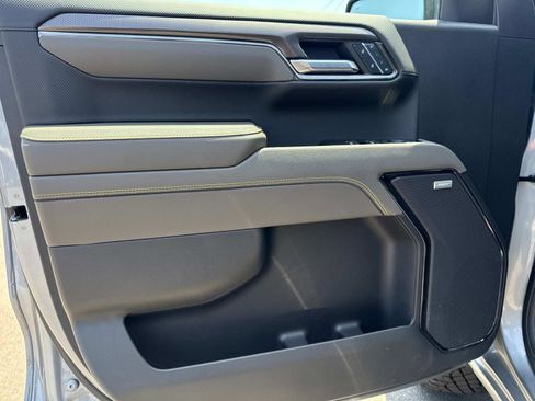 Used 2024 Chevrolet Silverado 1500 ZR2 w/ Technology Package image 13