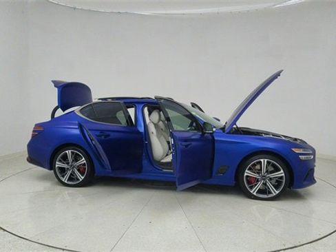 Used 2025 Genesis G70 3.3T Advanced w/ Sport Prestige Package image 71