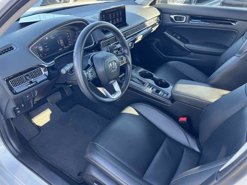 Certified 2023 Honda Civic Touring image 5