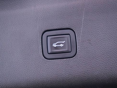 Used 2023 Buick Enclave Premium w/ Experience Buick Package AWD/4WD image 35