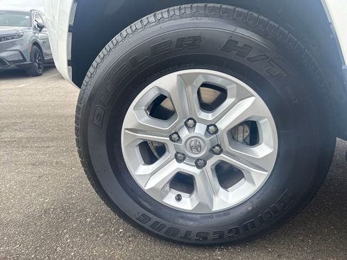 Used 2024 Toyota 4Runner SR5 image 28