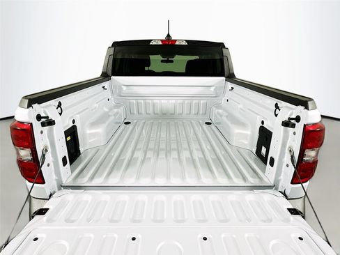 New 2026 Ford Maverick XLT w/ XLT Luxury Package image 24